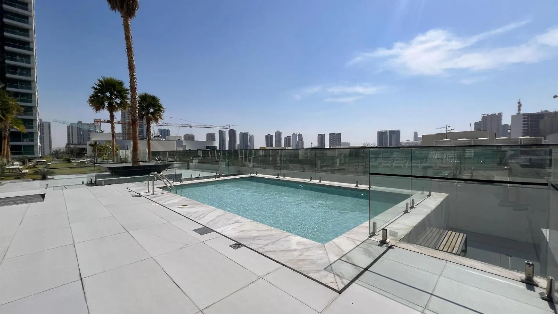 Chic & Cozy Studio In Jvc , Top Amenities & Views Dubái